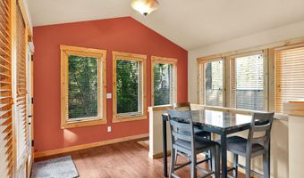 8599 E Apache Trl, Athol, ID 83801