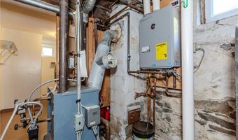 25 Rhodes Ave, Cranston, RI 02905