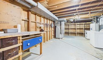 306 Park Ave, Alcester, SD 57001