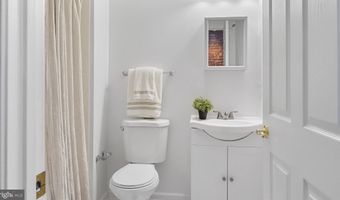 520 W 27TH St W, Baltimore, MD 21211