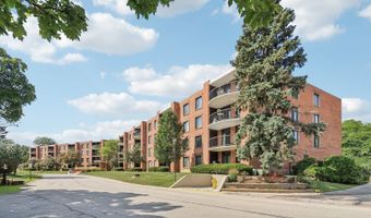 1405 E Central Rd 122C, Arlington Heights, IL 60005