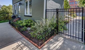 330 Alby St, Alton, IL 62002
