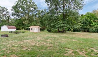 2007 Nolt Dr, Akron, OH 44312
