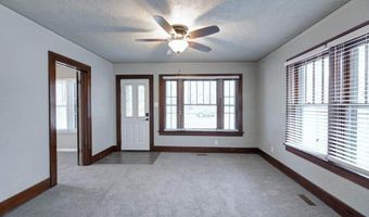 411 W Chestnut Ave, Arkansas City, KS 67005