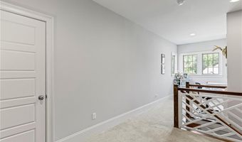 1595 CLUB CREEK Dr, Auburn, AL 36030