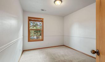 20572 Conifer Ave, Bend, OR 97702