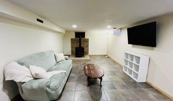 117 Elizabeth Dr, Aberdeen, SD 57401