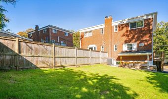 5004 8TH Rd S, Arlington, VA 22204