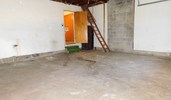 1202 Woodlawn Blvd, Albion, MI 49224