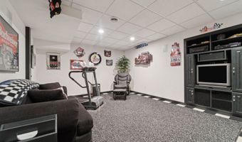 330 W FLORIDA Ave, Appleton, WI 54911