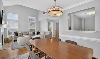 6607 THACKWELL Way 2203, Alexandria, VA 22315