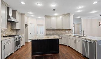 14775 Chancey St, Addison, TX 75001
