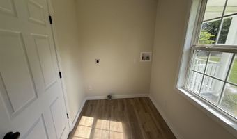 1390 CANEY Br, Adamsville, TN 38310