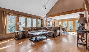 42 Hill Rd, Allentown, NJ 08501