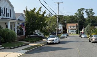 5 David St, South River, NJ 08882