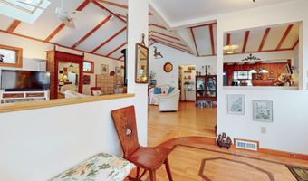 29 Carol St, Danbury, CT 06810