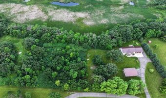 4700 Rural Oaks Dr SE, Alexandria, MN 56308