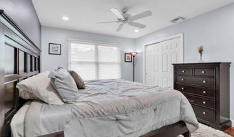 633 Spray Ave, Beachwood, NJ 08722