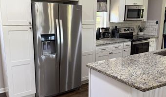377 Shoal Creek Rd, Arab, AL 35016