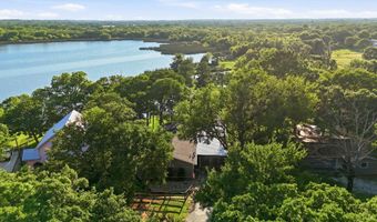 1616 Woodview Dr, Alvarado, TX 76009