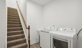 15035 Whitewood Ln, Ashland, VA 23005