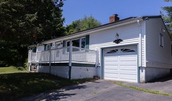 9 Whitewood Rd, Clinton, CT 06413