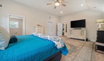 4 HARPOON Dr, Barnegat, NJ 08005