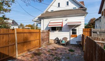 617 W FRANKLIN St, Appleton, WI 54911