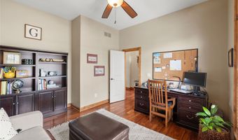 904 Eagle Creek Blvd SW, Altoona, IA 50009