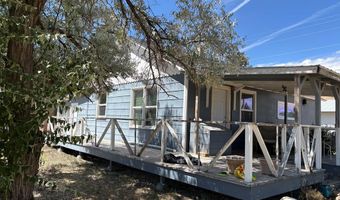 320 S 6th St, Challis, ID 83226