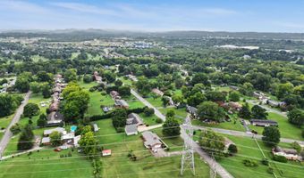 1026 Mildred Dr, Alcoa, TN 37701