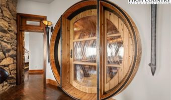 2910 Eagles Nest Trl, Banner Elk, NC 28604