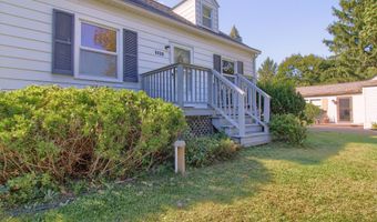 3389 Beaumont Ave, Ann Arbor, MI 48105
