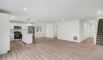 370 Sherman St, Allegan, MI 49010
