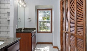 612 E Glendale St, Aurora, MO 65605