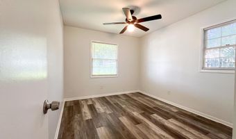 2300 Arbor Dr, Biloxi, MS 39531