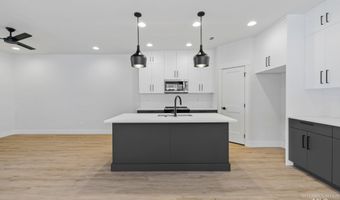 22 Bridger St, Cascade, ID 83611