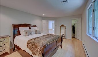 137 Signal Ridge Way, East Greenwich, RI 02818
