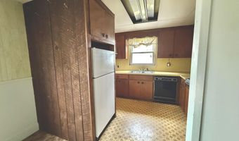 1705 Rebecca Ave, Alexander City, AL 35010