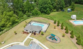 6833 Benjamin Dr, Flowery Branch, GA 30542