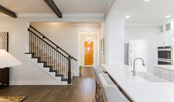 5910 SW Dryden Rd, Bentonville, AR 72713