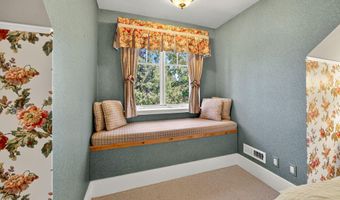 496 Beach St, Ashland, OR 97520