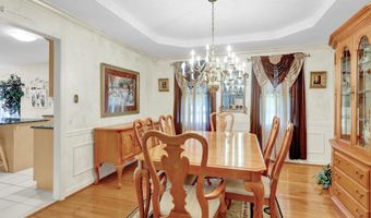 16 MULLIGAN Dr, Reading, PA 19606