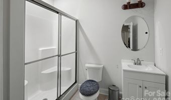 37 Stone House Rd, Arden, NC 28704