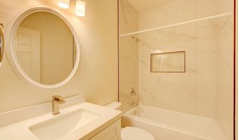 2043 N Holguin Way, Chandler, AZ 85225