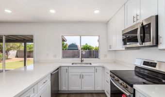 1713 W CORTEZ Cir, Chandler, AZ 85224