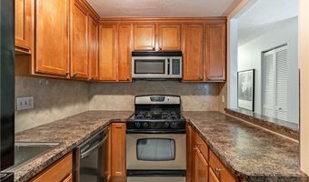7 Wake Robin Rd 407, Lincoln, RI 02865