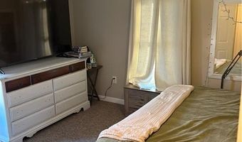 321 Laten Knight Rd, Cranston, RI 02921