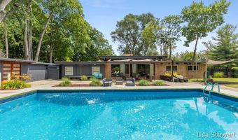 1235 Thornapple River Dr SE, Ada, MI 49301