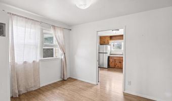 402-4 Santa Barbara St, Oceanside, CA 92058